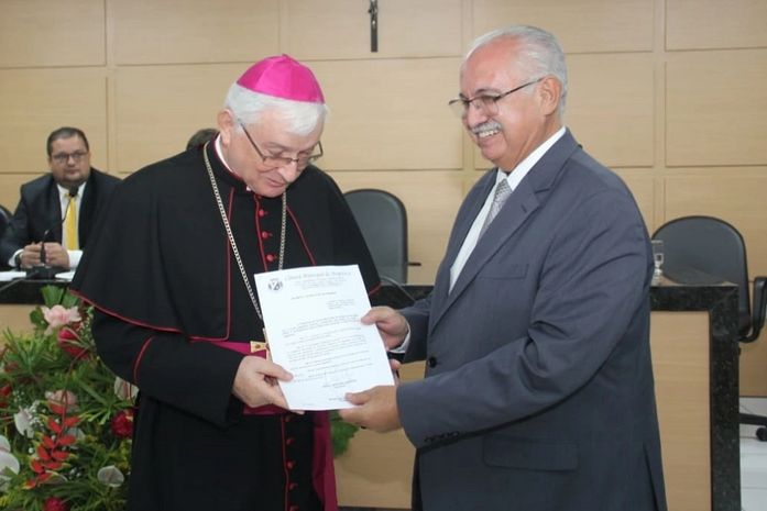 Teófilo lamenta a morte de Dom Valério e do radialista Edvaldo Silva e publica nota de pesar