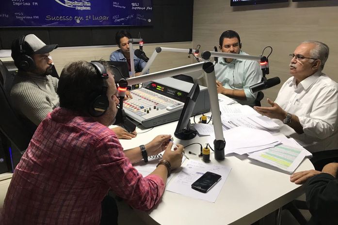 Rogério Teófilo numa entrevista na Imprima FM neste sábado (01)