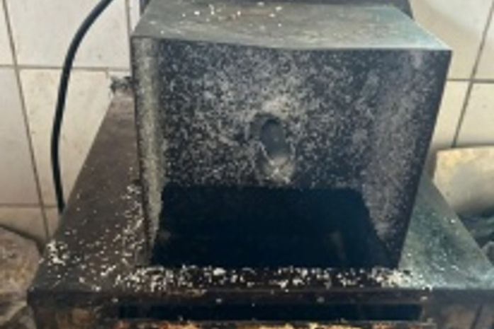 Panificação é interditada com maquinários enferrujados e condições sanitárias inadequadas, em Maceió