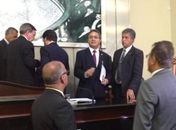 Deputados conversaram após encerramento da sessão