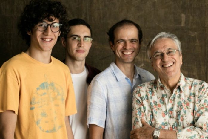 As lives e a publicidade. Caetano e Fernanda Montenegro