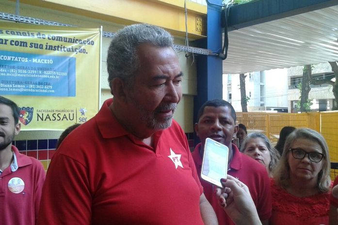 Mesmo confiante, Paulão critica “uso da máquina pública” por adversários