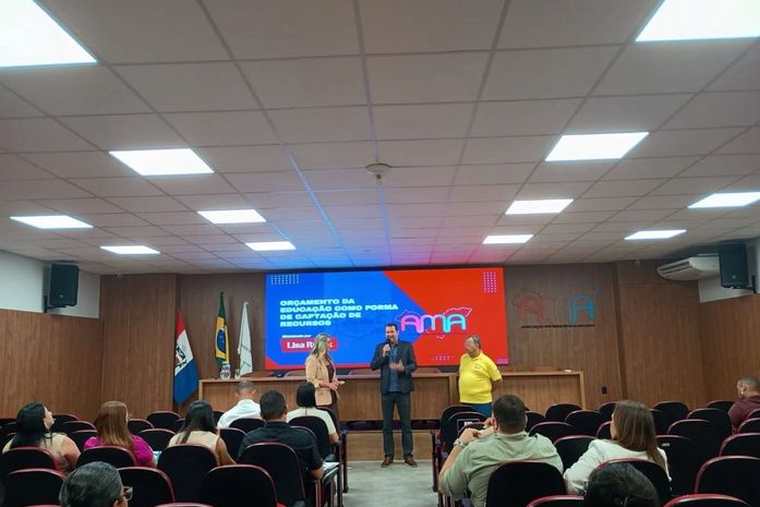 Curso sobre orçamento na Educação e captação de recursos acontece na AMA