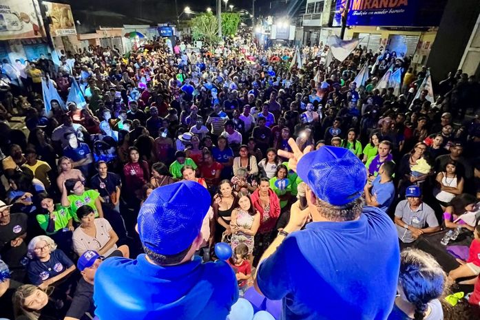 Dr. Cristhian arrasta multidão e confirma favoritismo em Feira Grande
