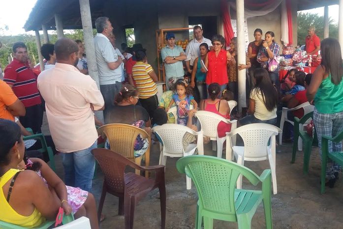 Agricultores desenvolvem a comercialização de produtos agroecológicos