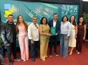Matriz de Camaragibe marca presença no I Seminário Estadual de Alfabetização e recebe Prêmio Município Alfabetizador 2025