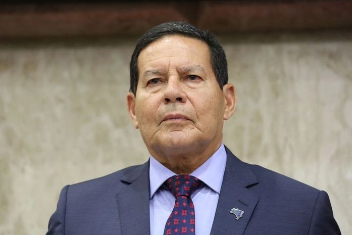 Amilton Mourão