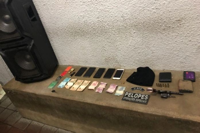 PM prende dupla armada após roubos em municípios de Alagoas