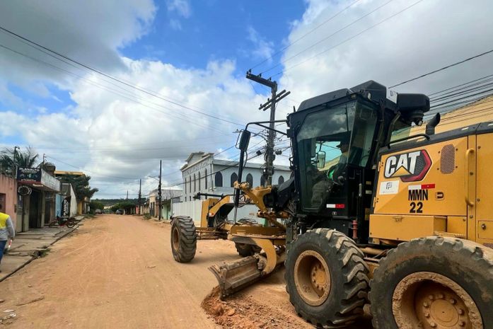 Pavimentação de ruas em Arapiraca avança no bairro Planalto