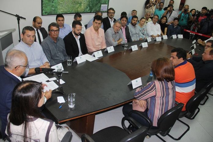 Mudança no secretariado de Teófilo tem foco na eleição 2018