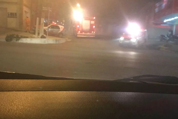 Moradores do Farol protestam contra constantes quedas de energia