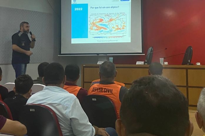 Representantes miguelenses participam da reunião de alerta e planejamento sobre as fortes chuvas para 2023
