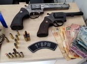 Na Jatiúca, homens armados são detidos com armas e munições dentro de veículo Ônix