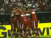 Com dois gols de Neto Baiano, CRB vira e vence o Joinville no Rei Pelé