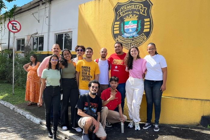 Circular da Ufal terá percurso ampliado após cobrança de Teca Nelma e estudantes