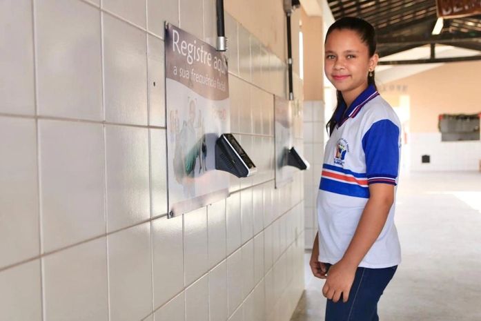 São Sebastião inicia sistema de ponto facial em escolas do município