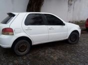 Trio é preso por roubo de carro após se passar por comprador