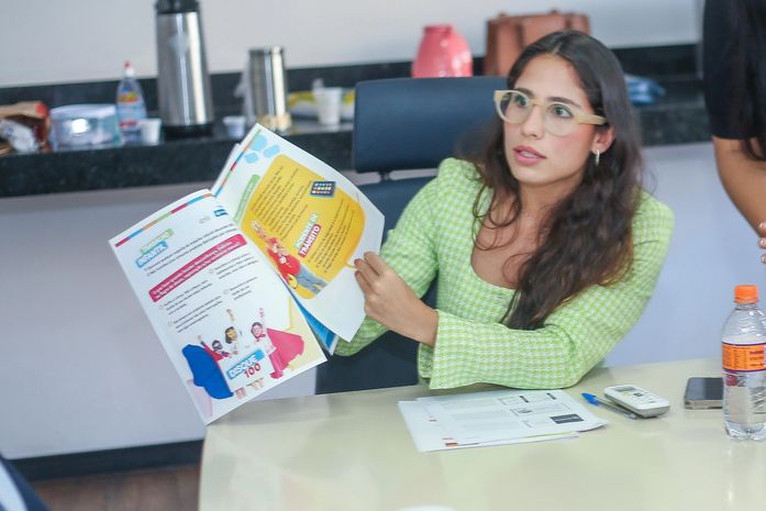 Secretária Extraordinária da Primeira Infância, Paula Dantas, durante encontro com a Rede de Atenção as Violências
