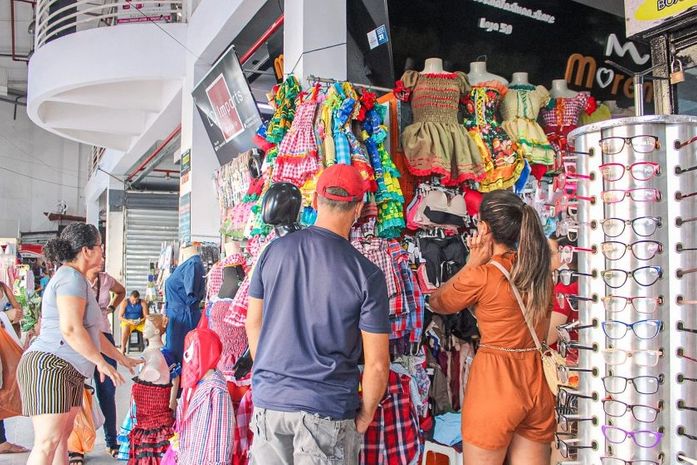 São João: lojistas do Shopping Popular esperam aumento de 15% nas vendas