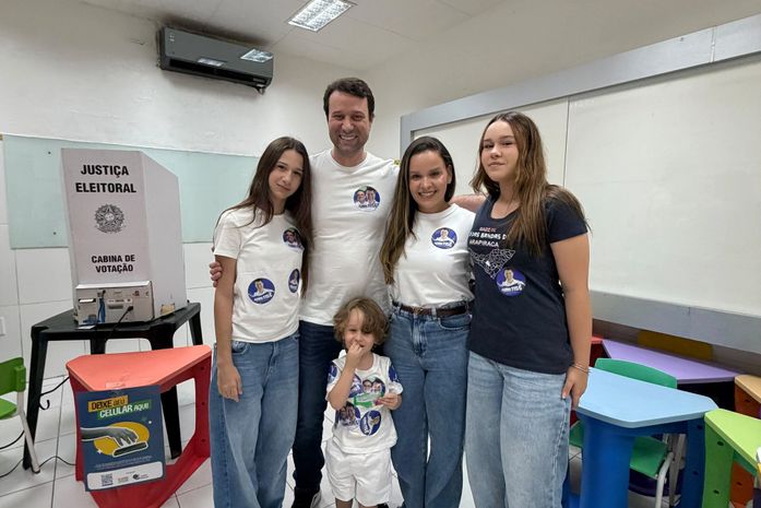 Daniel Barbosa vota em Arapiraca e agradece apoio dos alagoanos