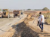 Prefeito JHC vistoria obras da Avenida Alice Carolina que vai beneficiar 200 mil pessoas