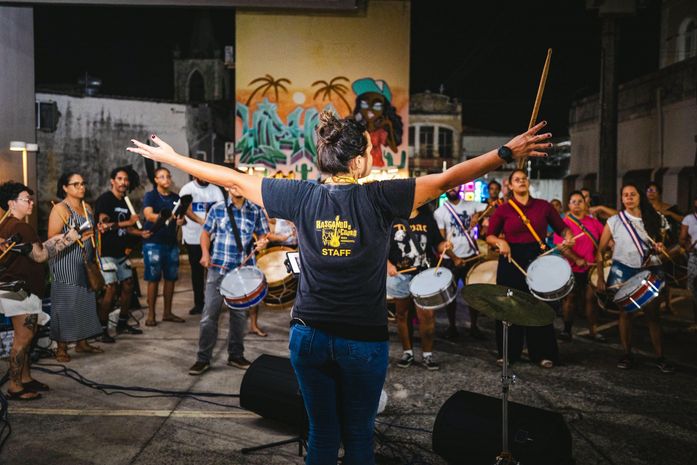 Coletivo Rock Maracatu realiza ensaio aberto nesta segunda (20) no Teatro Deodoro