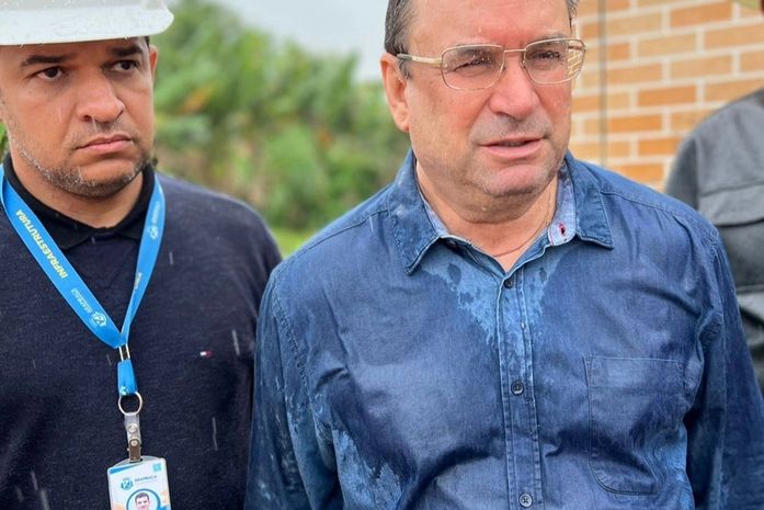 Prefeito Luciano Barbosa decreta situação de emergência por conta das fortes chuvas em Arapiraca