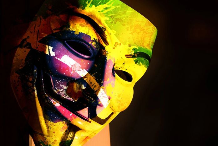 Bots russos trazidos pelo Grupo Anonymous são acusados de influenciar as eleições de 2018 no Brasil