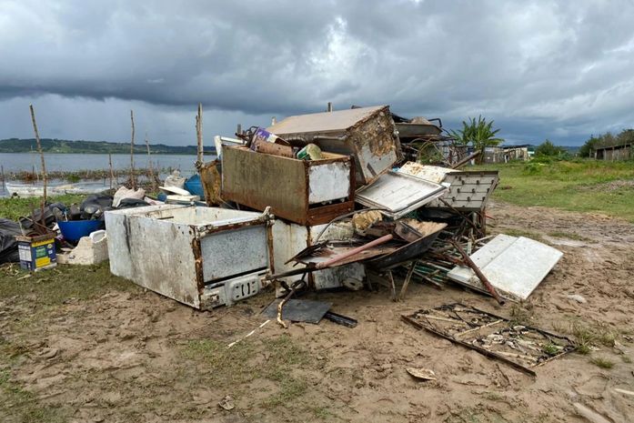 Prefeitura do Pilar mobiliza pescadores e ação tira mais de 4 toneladas de lixo da lagoa Manguaba