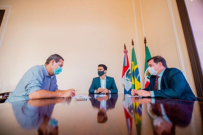 Associação Comercial de Maceió apresenta demandas ao Prefeito JHC