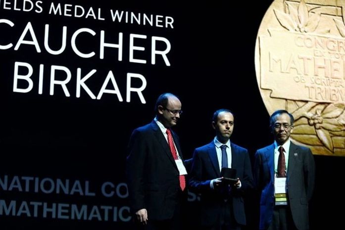 'Prêmio Nobel' da Matemática é furtado 30 minutos depois de ser entregue no Rio