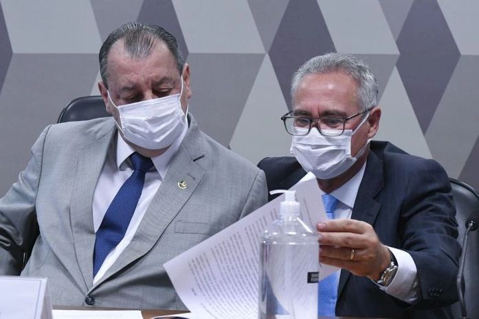 Omar Aziz (PSD-AM) e Renan Calheiros (MDB-AL)