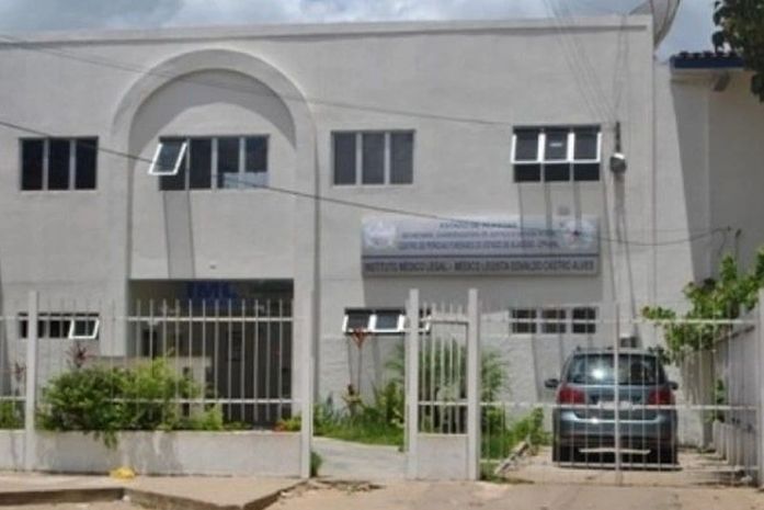 Homem é assassinado a tiros em bar