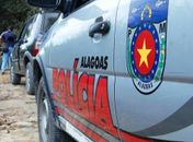 Homem é morto a tiros por dupla de moto em local de trabalho na parte alta de Maceió