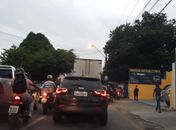 Colisão entre motocicleta e ônibus deixa homem ferido na Gruta