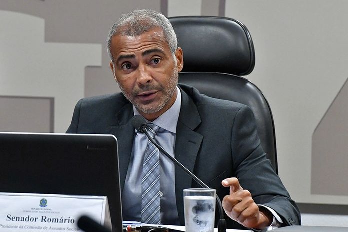 Senador Romário foi o autor do projeto que deu origem à nova lei