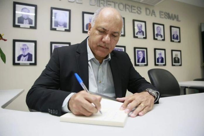 Juiz Luciano Andrade de Souza