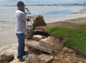 Saúde realiza ação preventiva de combate a roedores na orla marítima de Maceió