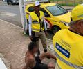 Homem é detido por populares e preso após cometer importunação sexual contra menor na Praia do Francês