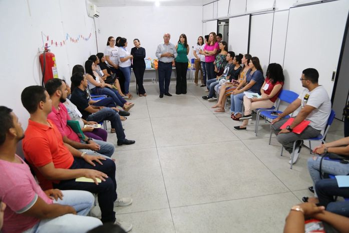 Teófilo dá boas vindas aos novos visitadores do Programa Criança Feliz