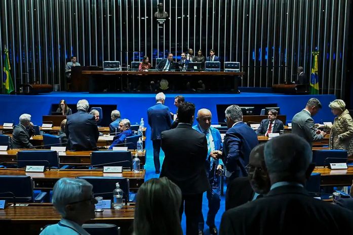 Senado aprova projeto que torna homicídio em escolas crime hediondo; entenda o que muda