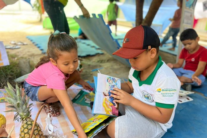 Alunos da rede municipal de Branquinha participam de projetos de literatura e iniciam aulas de Capoeira