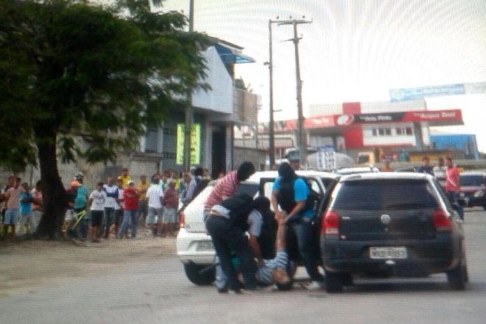 Suspeitos morreram em troca de tiros