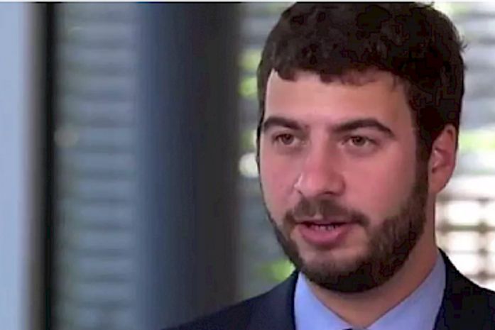 ''A Besta é Bolsonaro'', diz o cientista político Miguel Lago