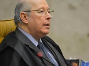 Celso de Mello antecipa aposentadoria do STF