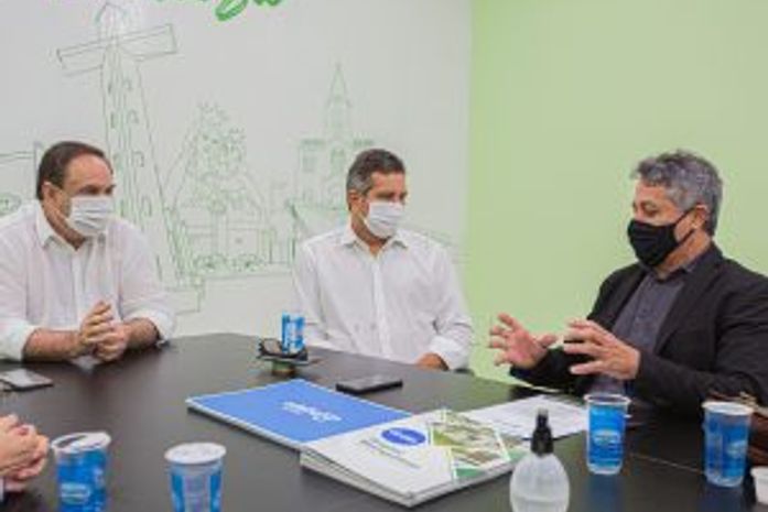 Médicos e investidores apresentam projeto do Hospital Ágape ao prefeito Luciano Barbosa