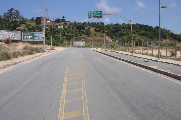 Avenida Pierre Chalita 