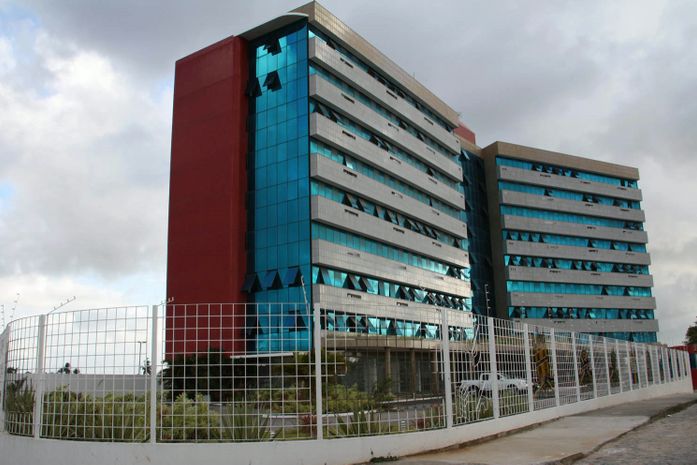 Prisão por transporte irregular, gravação de urna e coação patronal marcam 2º turno em AL