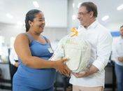 Prefeitura realiza, nesta quarta (15), mais uma entrega de enxovais do programa “Mãe Arapiraquense” de 2026