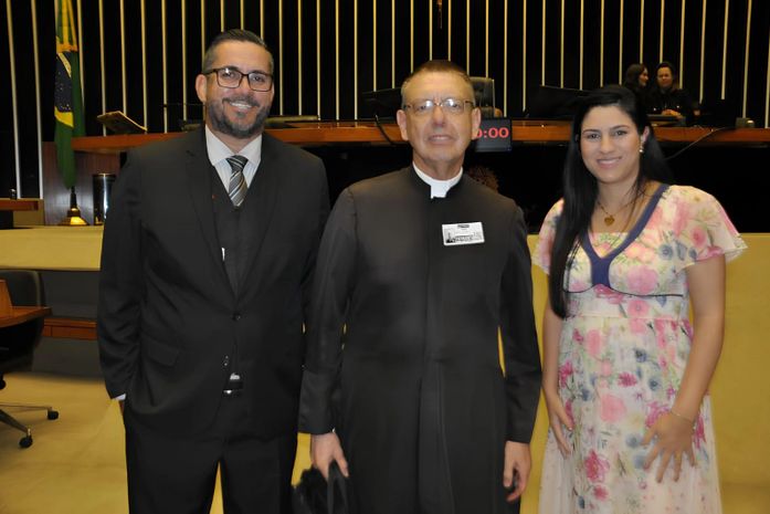 Leonardo Dias participa de Sessão Solene em Homenagem ao Dia do Nascituro, em Brasília